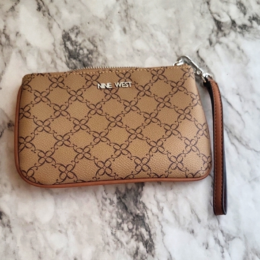 Nine West Tan Geometric Clutch Wristlet